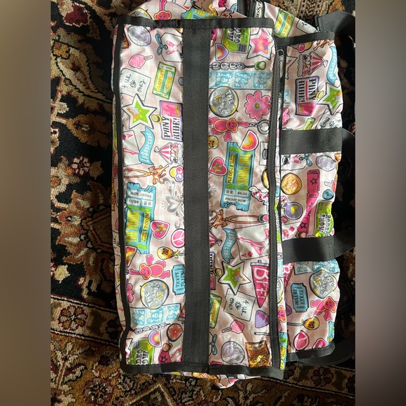 LeSportsac Carnival Freak Show Large Weekender Duffle Bag - Picture 5 of 7